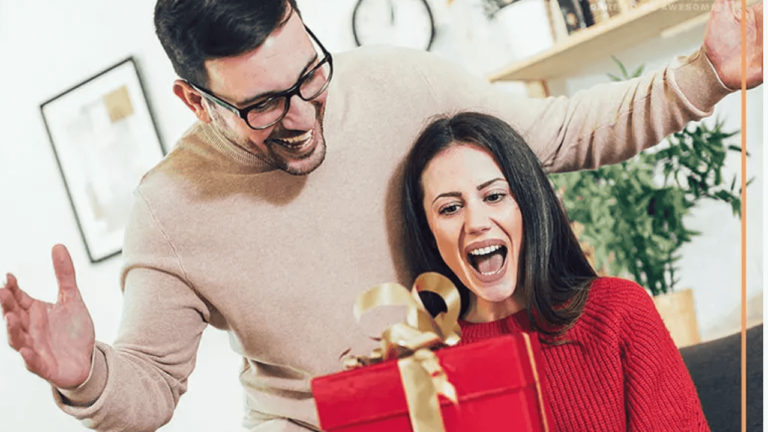 Top-Engagement-Gifts-Ideas (1)